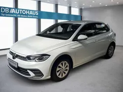 Weiß Gebraucht 2023 VW Polo Life Kleinwagen | 16.680 € (Guter Preis)