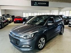 Grau Gebraucht 2014 Hyundai i20 Intro Edition Limousine | 6.990 € (Guter Preis)