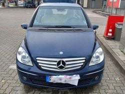 Blau Gebraucht 2006 Mercedes B150 Van / Kleinbus | 4.400 € (Guter Preis)
