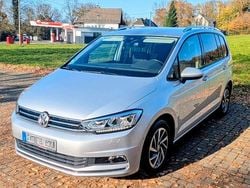 Silber Gebraucht 2017 VW Touran Sound Van / Kleinbus | 17.300 € (Guter Preis)