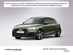 Distriktgrün metallic Gebraucht 2025 Audi A1 Sportback S-Line Kleinwagen | 34.989 €