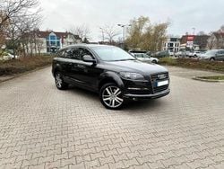 Grau Gebraucht 2007 Audi Q7 Comfort SUV | 9.000 € (Superpreis)