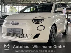 Weiß Gebraucht 2022 Fiat 500e Icon Cabrio | 22.990 € (Fairer Preis)