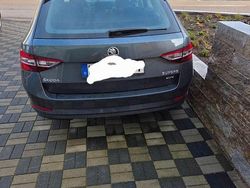 Grau Gebraucht 2019 Skoda Superb Ambition Kombi | 22.850 € (Fairer Preis)