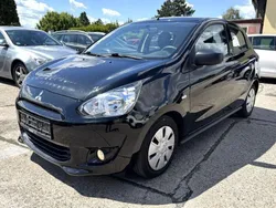 Schwarz Gebraucht 2014 Mitsubishi Space Star Basis Limousine | 1.999 €