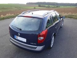 Blau metallic Gebraucht 2002 Renault Laguna GrandTour Kombi | 2.699 € (Etwas zu teuer)