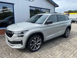 Stahlgrau Gebraucht 2023 Skoda Kodiaq SportLine SUV | 35.900 € (Fairer Preis)