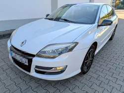 Weiß Gebraucht 2015 Renault Laguna III Limousine | 4.900 € (Guter Preis)