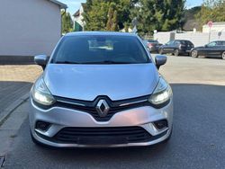 Silber Gebraucht 2017 Renault Clio IV Limousine | 7.499 € (Fairer Preis)
