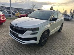Weiß Gebraucht 2025 Skoda Karoq SportLine SUV | 34.900 € (Fairer Preis)