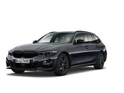 Grau Gebraucht 2021 BMW 330e M Sport Kombi | 29.930 € (Fairer Preis)