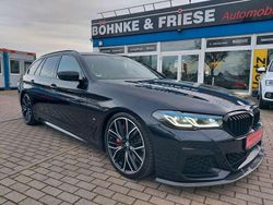 Carbonschwarz Gebraucht 2023 BMW 540 M Sport Kombi | 53.999 € (Fairer Preis)