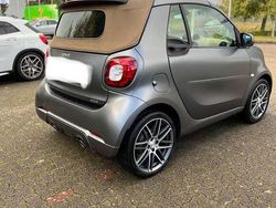 Gebraucht 2017 Smart ForTwo Cabrio Brabus Cabrio | 25.000 €