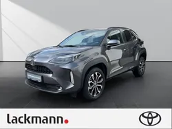 Grau Gebraucht 2024 Toyota Yaris Cross Team SUV | 27.590 € (Superpreis)