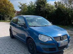 Blau Gebraucht 2005 VW Polo Kleinwagen | 1.649 € (Fairer Preis)