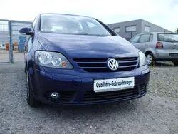 Blau Gebraucht 2006 VW Golf Plus Cross Van / Kleinbus | 3.990 € (Teuer)