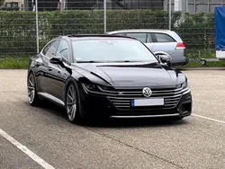 Schwarz Gebraucht 2018 VW Arteon R-line Limousine | 25.499 € (Etwas zu teuer)