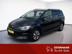 Deep black perleffekt Gebraucht 2023 VW Touran Move Van / Kleinbus | 33.240 € (Fairer Preis)