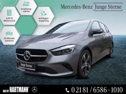 Grau Gebraucht 2023 Mercedes B200 Progressive Van / Kleinbus | 34.980 € (Teuer)