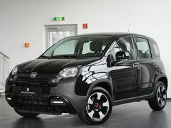 Colore esterno (cinema schwarz Gebraucht 2023 Fiat Panda Kleinwagen | 10.790 € (Fairer Preis)
