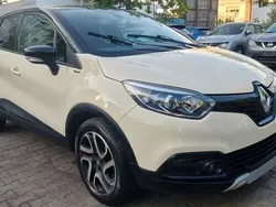 Beige Gebraucht 2017 Renault Captur SUV | 8.999 € (Guter Preis)