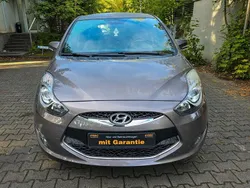 Grau Gebraucht 2013 Hyundai ix20 Style Van / Kleinbus | 8.199 € (Guter Preis)