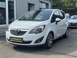 Weiß Gebraucht 2012 Opel Meriva Color Edition Van / Kleinbus | 6.890 € (Fairer Preis)