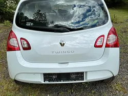 Silber Gebraucht 2013 Renault Twingo Kleinwagen | 3.900 €