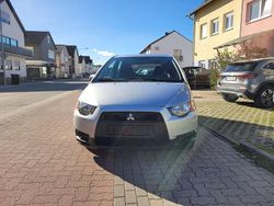 Pure (haag/lunar) silver Gebraucht 2009 Mitsubishi Colt Inform Kleinwagen | 3.890 €