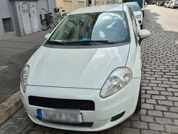 Weiß Gebraucht 2010 Fiat Punto Kleinwagen | 1.000 € (Guter Preis)