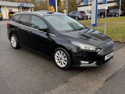Schwarz Gebraucht 2018 Ford Focus Titanium Limousine | 10.489 € (Fairer Preis)