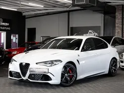 Weiß Gebraucht 2022 Alfa Romeo Giulia Quadrifoglio Limousine | 69.990 € (Fairer Preis)