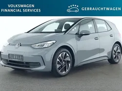 Mondsteingrau Gebraucht 2024 VW ID.3 Pro Kleinwagen | 32.490 € (Etwas zu teuer)