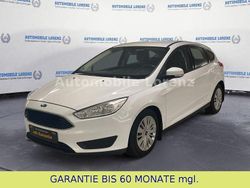 Weiß Gebraucht 2016 Ford Focus Limousine | 5.990 € (Guter Preis)