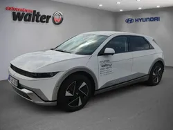 Atlas white / sol Gebraucht 2025 Hyundai Ioniq 5 SUV | 48.990 € (Guter Preis)