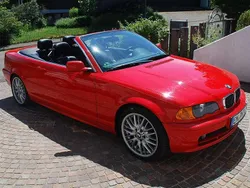 Rot Gebraucht 2001 BMW 320 Cabriolet Performance Cabrio | 6.490 € (Guter Preis)