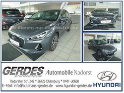 Grau metallic Gebraucht 2017 Hyundai i30 Premium Limousine | 23.990 €