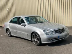 Silber Gebraucht 2004 Mercedes E320 Limousine | 3.750 € (Teuer)