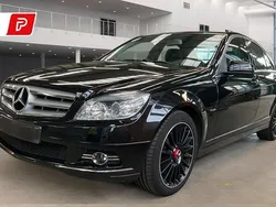 Obsidianschwarz Gebraucht 2011 Mercedes C200 Limousine | 12.490 € (Fairer Preis)