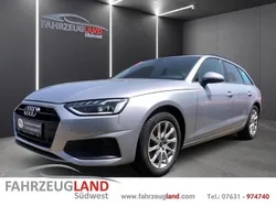 Silber Gebraucht 2022 Audi A4 Kombi | 27.990 € (Guter Preis)