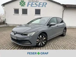 Mondsteingrau Gebraucht 2024 VW Golf VIII Move Limousine | 24.840 € (Fairer Preis)