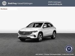 Polarweiß Gebraucht 2021 Mercedes EQA250 Electric Art SUV | 27.920 € (Fairer Preis)
