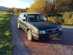 Grün Gebraucht 1994 Audi 80 Kombi | 2.200 €