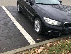 Schwarz Gebraucht 2017 BMW 118 Advantage Kleinwagen | 8.400 € (Superpreis)