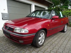 Rot Gebraucht 1999 Opel Astra Cabriolet Edition Cabrio | 3.333 € (Fairer Preis)