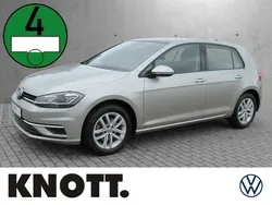 Silber metallic Gebraucht 2017 VW Golf VII Comfortline Limousine | 16.449 € (Fairer Preis)