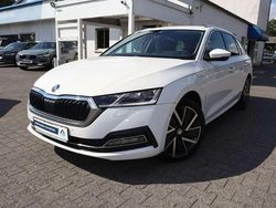Candy white Gebraucht 2021 Skoda Octavia Style Kombi | 20.880 € (Fairer Preis)