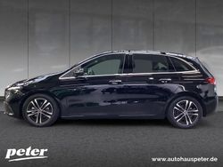 Unilack nachtschwarz Gebraucht 2025 Mercedes 200 Progressive Kombi | 42.840 €