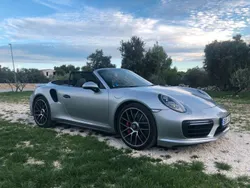 Grau Gebraucht 2018 Porsche 911 | 159.720 €