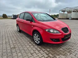 Rot Gebraucht 2007 Seat Toledo Reference Limousine | 2.100 €